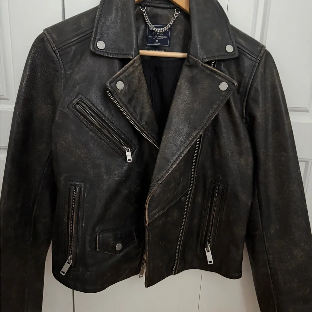 Abercrombie & Fitch genuine Leather Bomber-Style Jacket - Picture 2 of 6